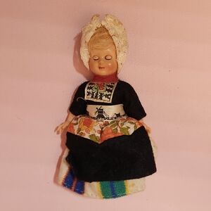Dutch Netherlands plastic doll 4.5" NO LEGS!